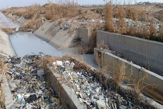 بازدید میدانی در راستای آبیاری زمین های کشاورزی با آبهای آلوده به فاضلاب در شهرستان اسلامشهر 